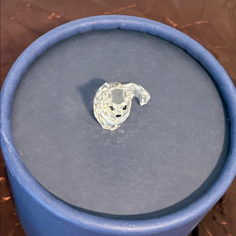 Swarovski Sitting Cat ~ Retired